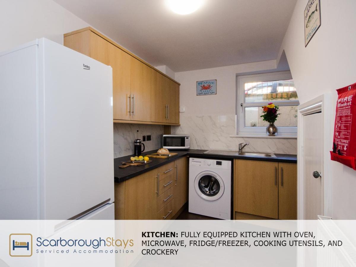 Hibernia Place, 3 Bedroom Townhouse With Patio & Seating Area - Free Parking Scarborough Eksteriør billede