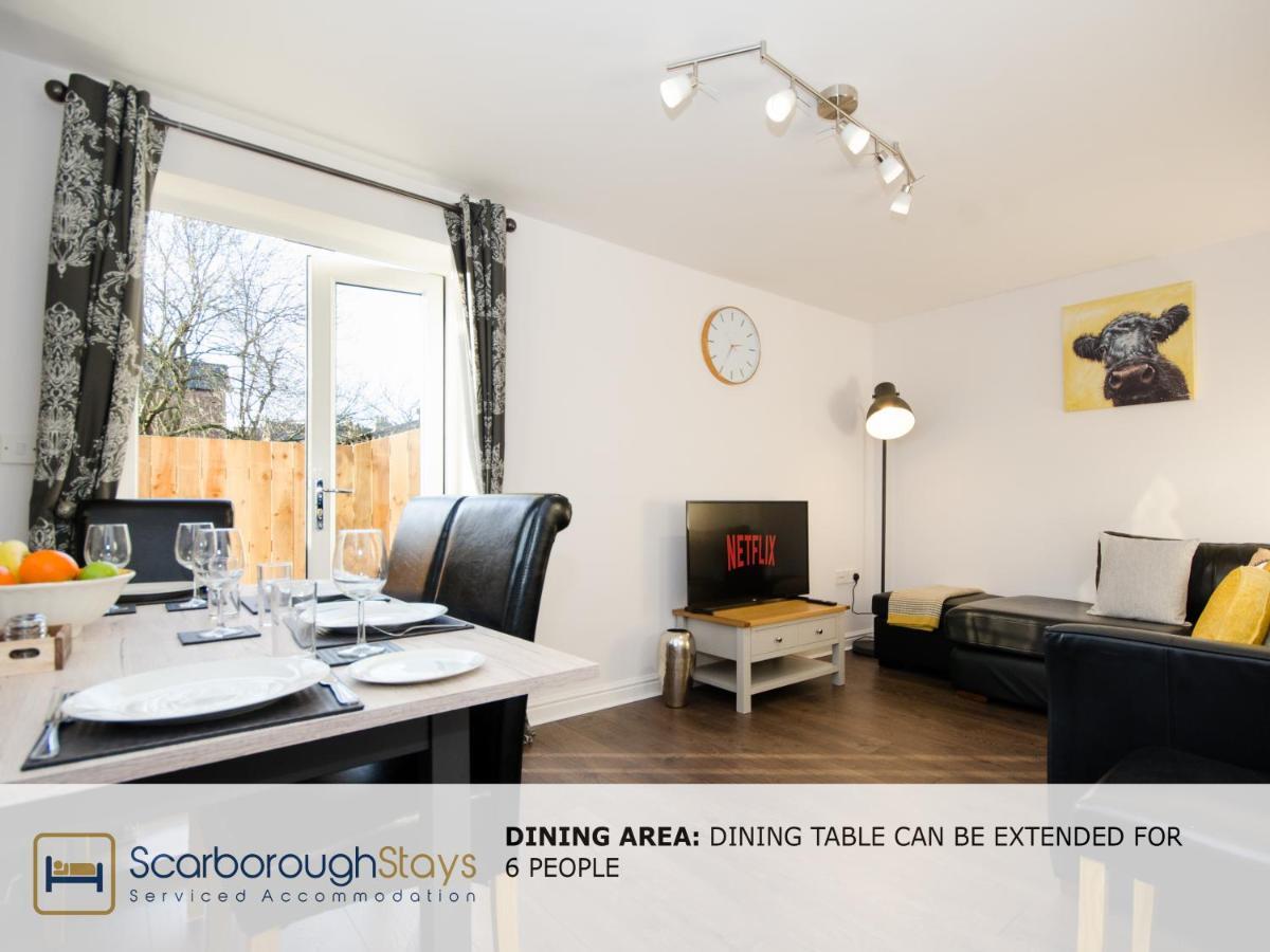 Hibernia Place, 3 Bedroom Townhouse With Patio & Seating Area - Free Parking Scarborough Eksteriør billede